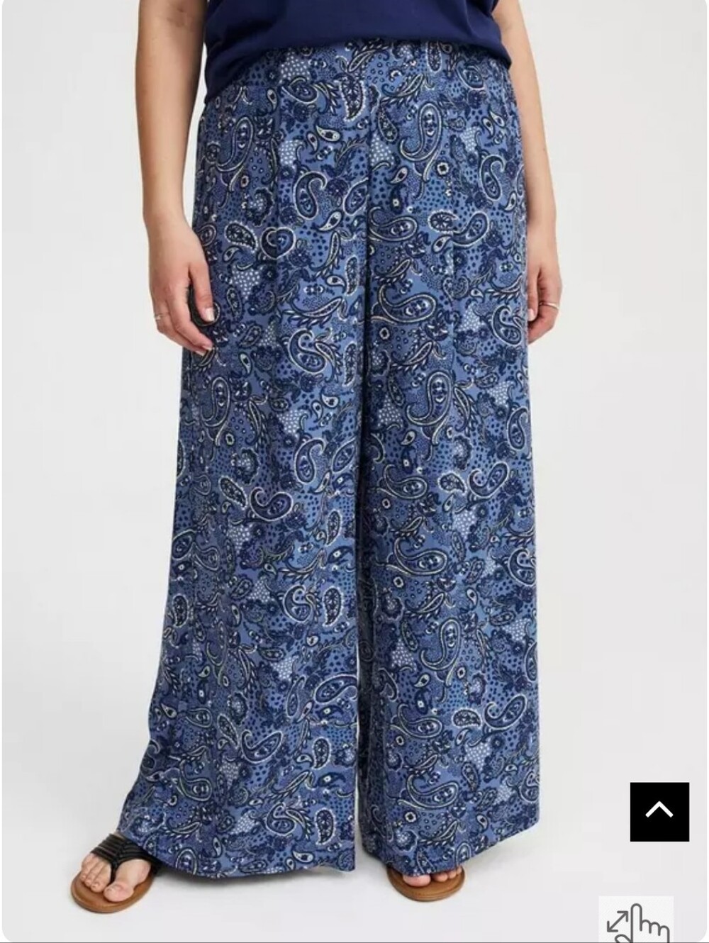 Torrid High-Rise Pull-On Wide-Leg Pant. Amy paisley blue horizon. Size 2X. - Picture 3 of 11